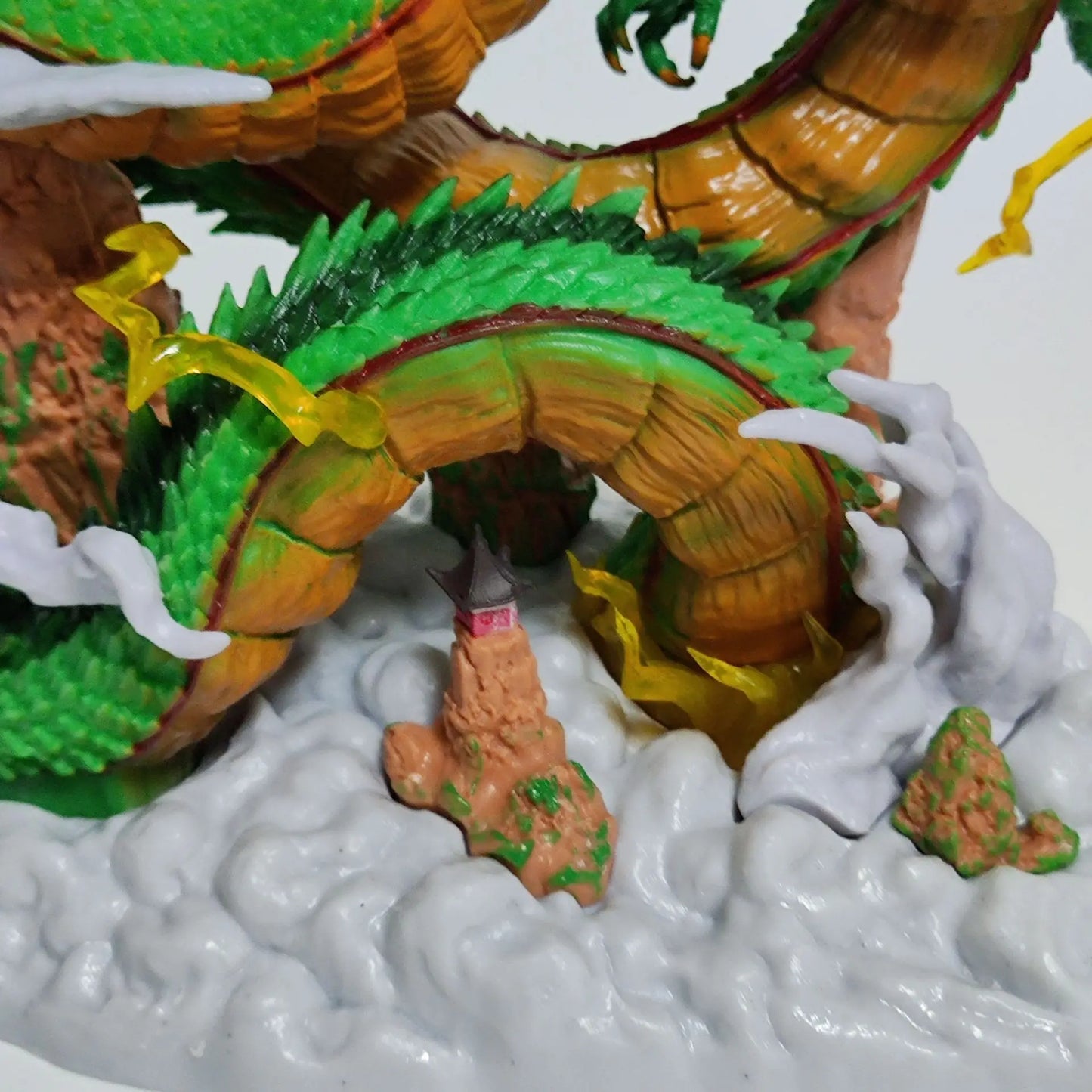 Dragon Ball Collectibles Shenron Figurine – Gedetailleerde PVC Statue voor Verzamelaars