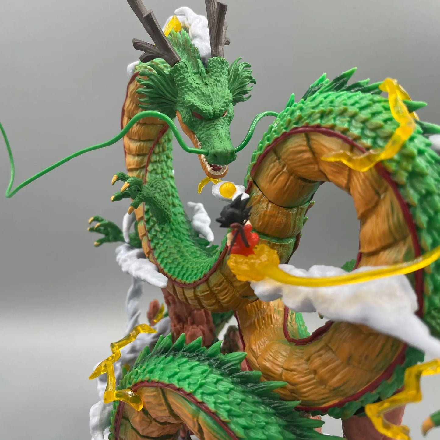 Dragon Ball Collectibles Shenron Figurine – Gedetailleerde PVC Statue voor Verzamelaars