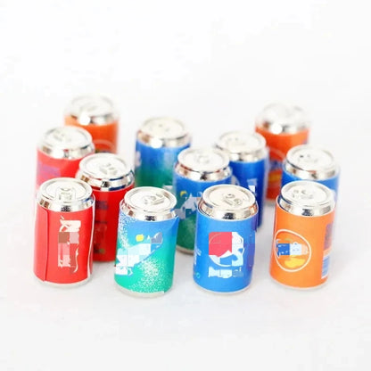 Miniatuur Frisdrank Blikjes – Perfect Voor Poppenhuis Decoratie